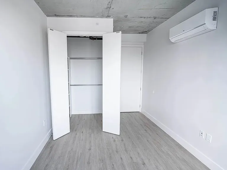 815 Flatbush Ave #Penthouse 2 — Photo 9
