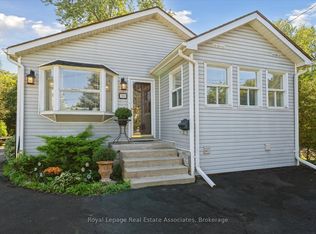 708 Montbeck Cres, Mississauga, ON L5G1P3