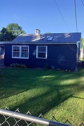 3rd image of 824 Ohio Ave