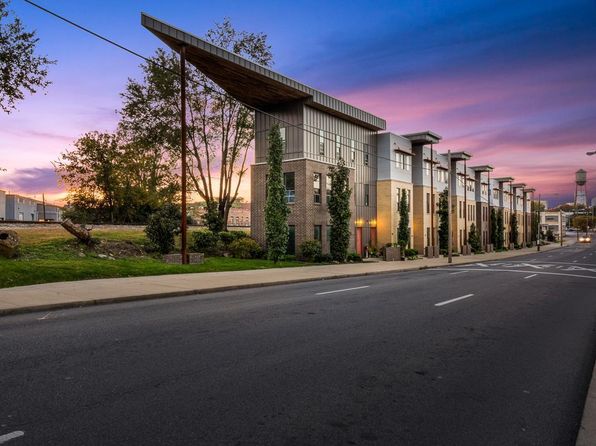 1225 4th Ave S APT 202