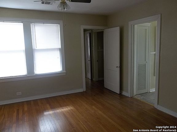 5th image of 202 Claremont Ave #2