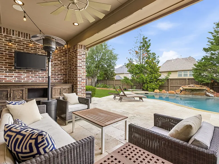 4101 Chimney Rock Dr — Photo 33