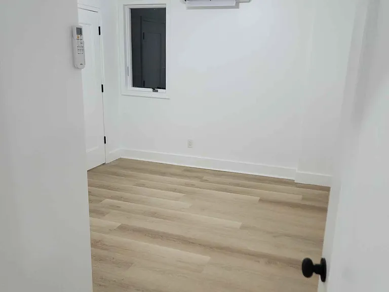 443 N Main St #1A — Photo 7