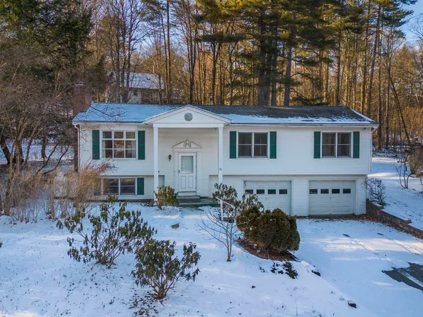334 Carriage Hill Road, Brattleboro, VT 05301