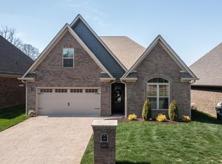210 Village Cove Cir, Englewood, TN 37329