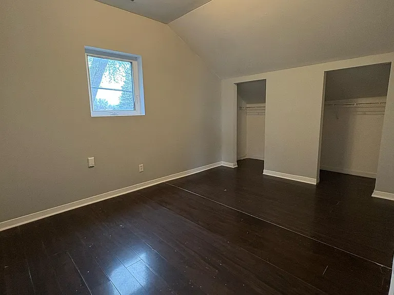 1059 Felix Ave #1 — Photo 14