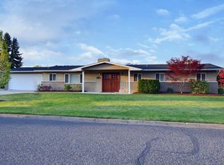 5306 Richey Rd, Yakima, WA 98908