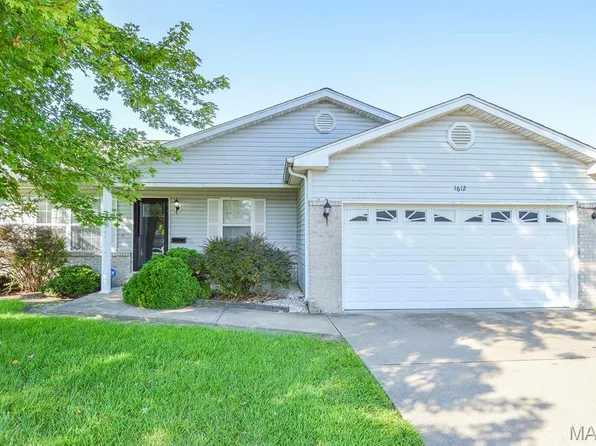 1612 Lawrence Ave, E Saint Louis, IL 62207