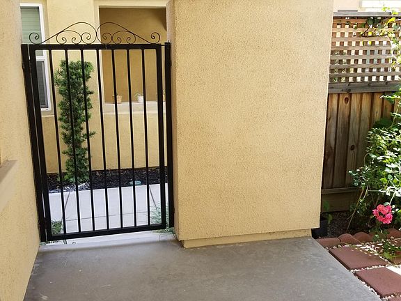 2nd image of 3312 Bramante Ln