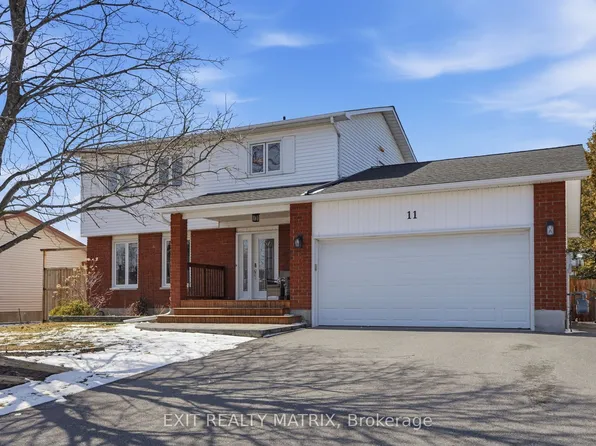11 Promenade Blvd, Russell, ON K0A 1W1