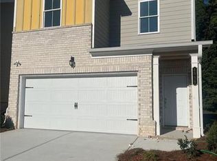 5058 Hillmont Ln, Powder Springs, GA 30127