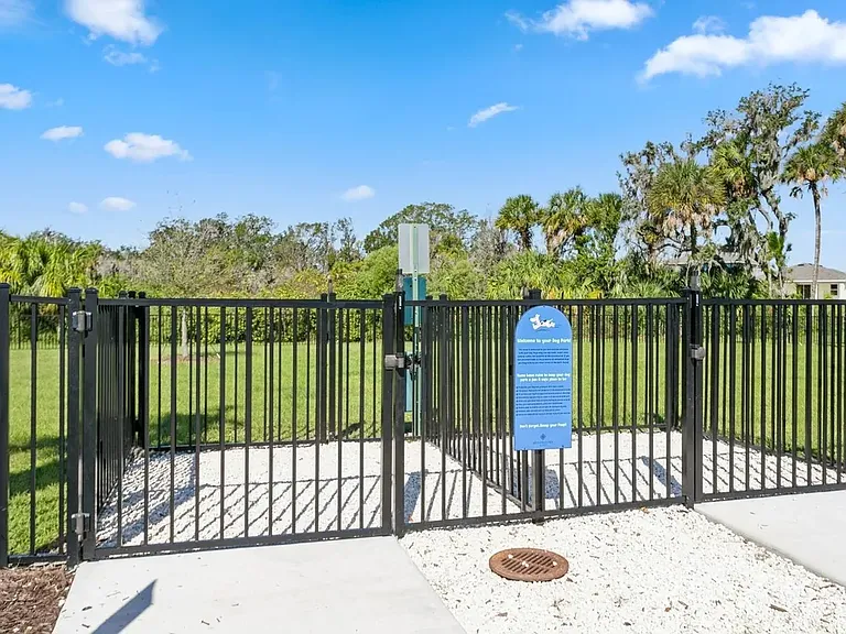 5185 Rocky Coast Pl — Photo 17