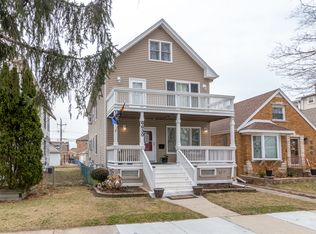 6630 W Schreiber Ave, Chicago, IL