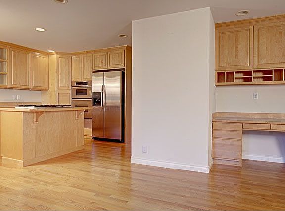 5th image of 10640 NE 46th St