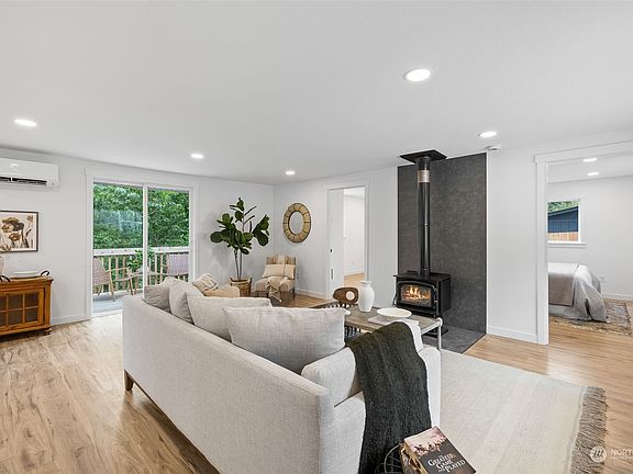 4th image of 12911 Green Mountain Way