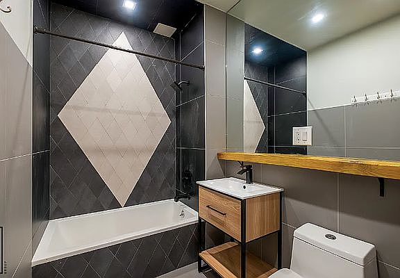 4th image of 223 Manhattan Ave #1I
