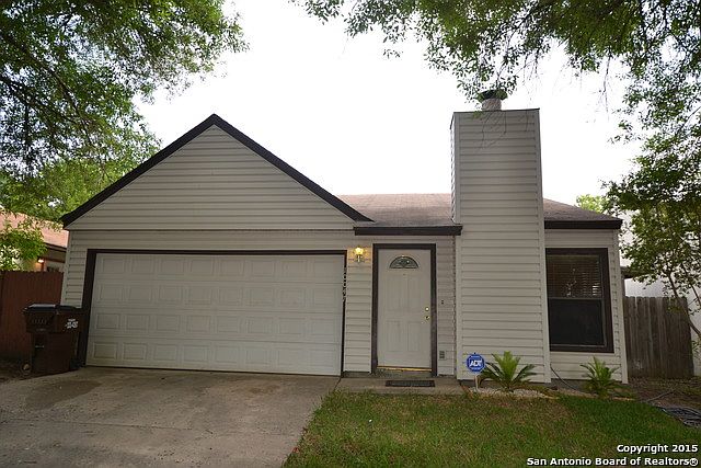 1st image of 10047 Birch Field Dr