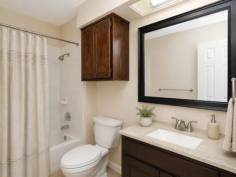 7913 Tiffany Dr — Photo 15