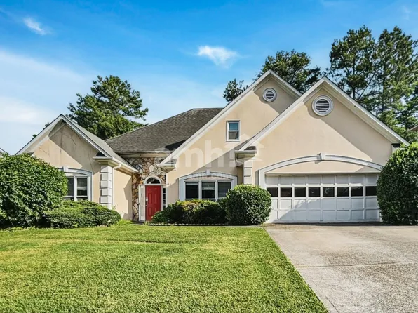 940 Fox Meadow Ln, Lawrenceville, GA 30043