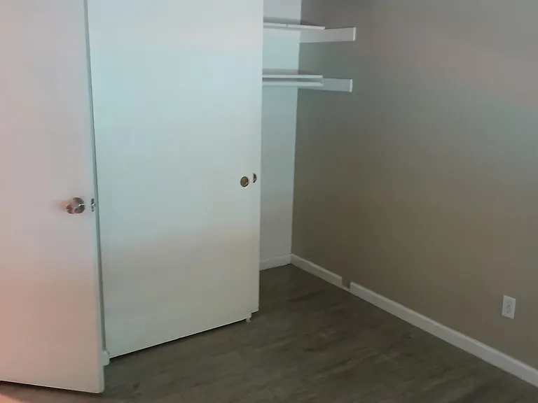 4741 Knollpark Cir — Photo 13