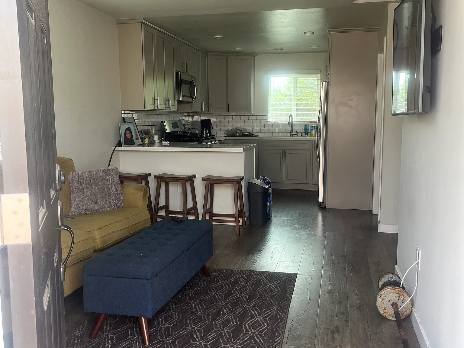 2 bed, 900 sqft, $2,500 — Photo 4