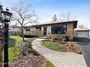 1722 Prairie Ave, Northbrook, IL