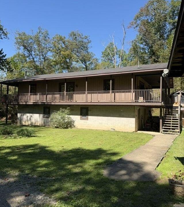 1st image of 121 Lycans Ln
