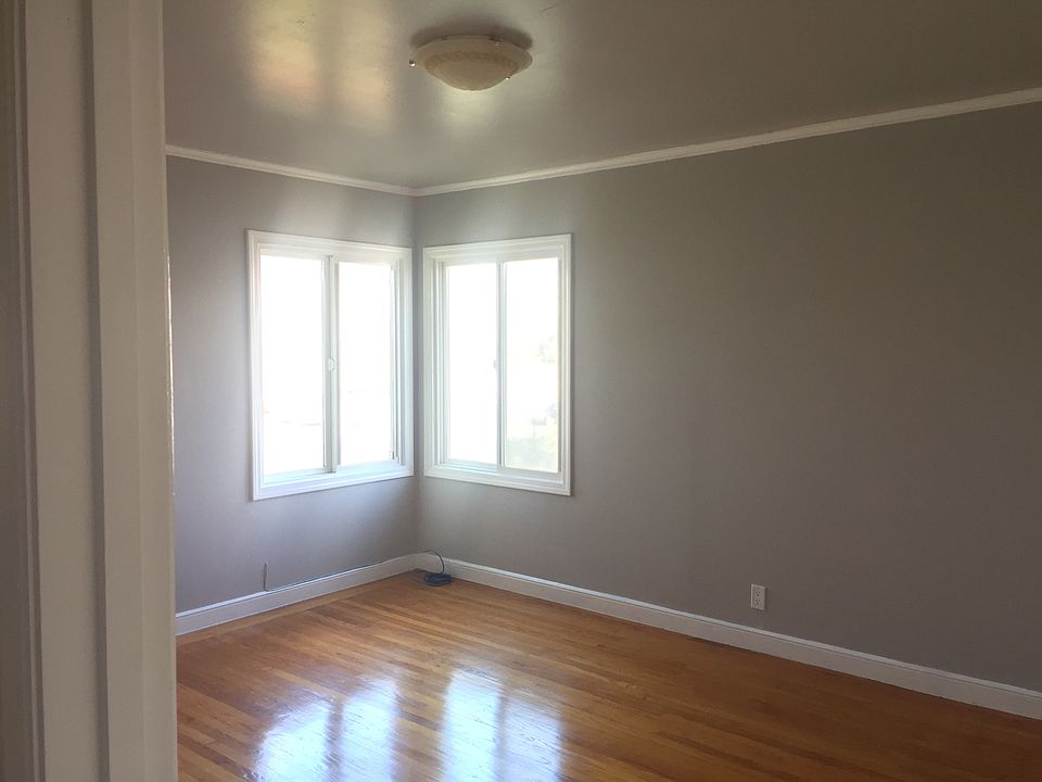 2nd image of 248 Peabody St