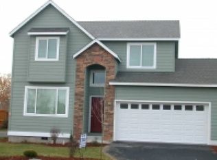 2668 SW Cascade Mountain Ln, Redmond, OR 97756