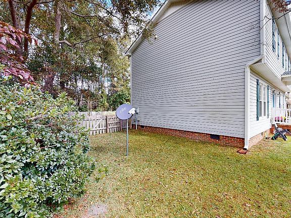 4th image of 603 Shelley Drive