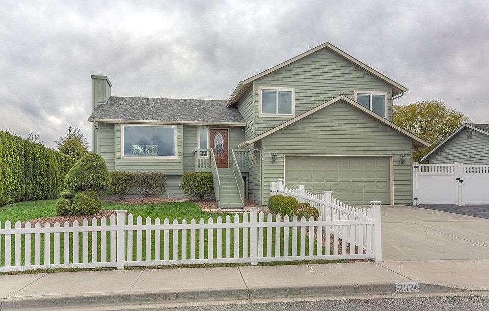1st image of 2324 Veedol Dr