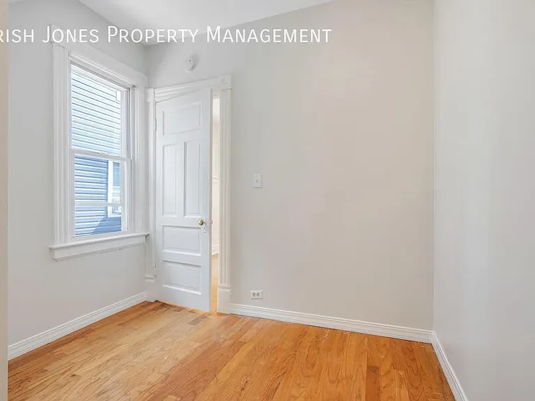 306 East St #LOWER — Photo 12