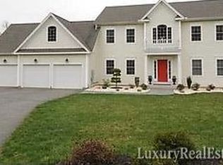 387 Gunnar Ct, Cheshire, CT 06410