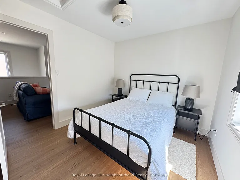 26 Cardrew St #COACH — Photo 14