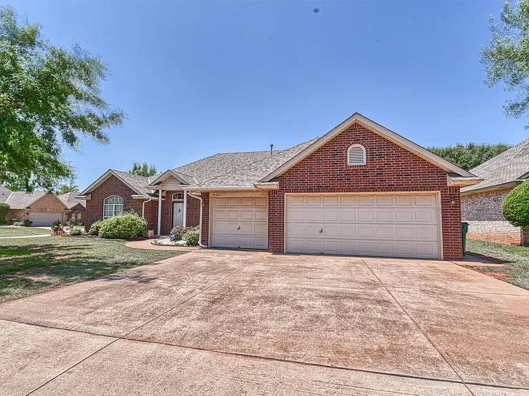 15501 Arbuckle Hts — Photo 24