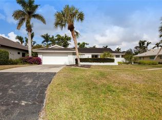 747 Park Shore Dr, Naples, FL 34103