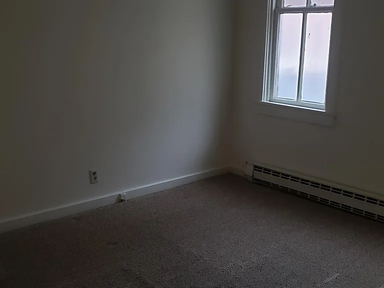 11 S Pitt St #3 — Photo 9