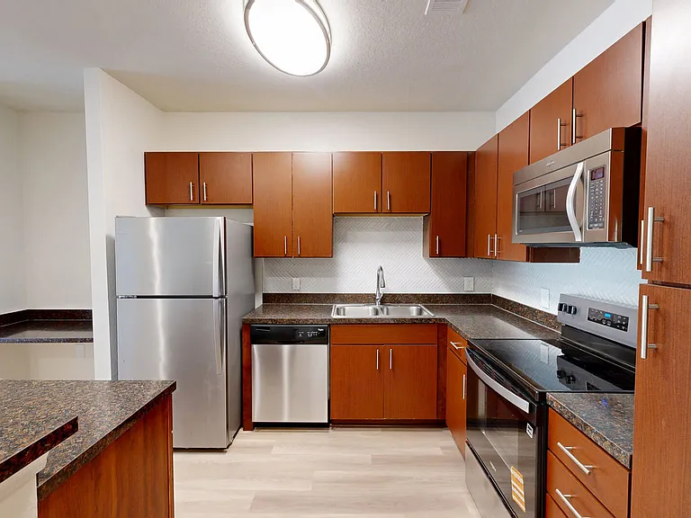 The Vintage Lofts at West End — Photo 48