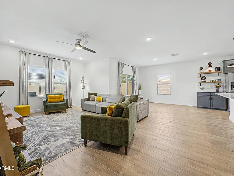 8620 W Hayward Ave — Photo 18