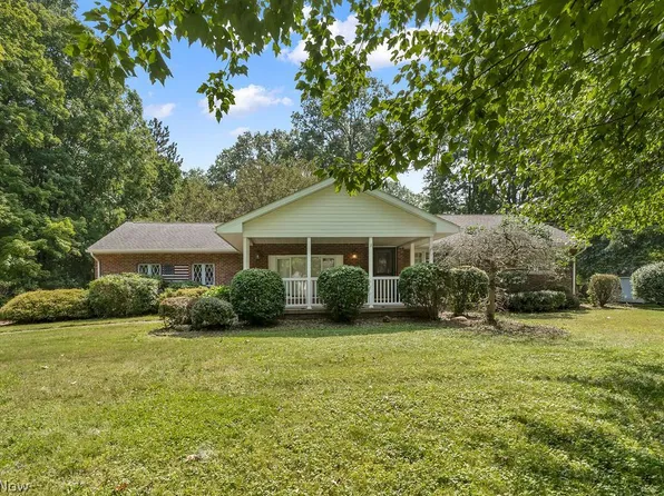 4089 Orlando Dr, Canfield, OH 44406