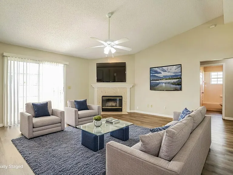 3183 Olde Sutton Parke Dr — Photo 4