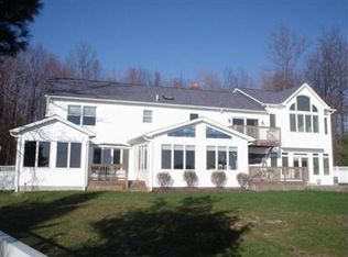 1028 NE River Rd, Lake Milton, OH 44429