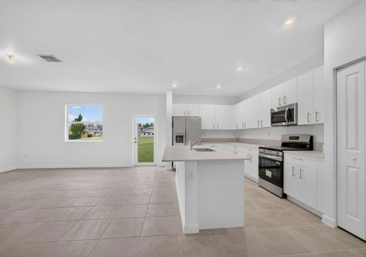 2444 SE 29th Drive A, Homestead, FL 33035 - 2023 — Photo 1