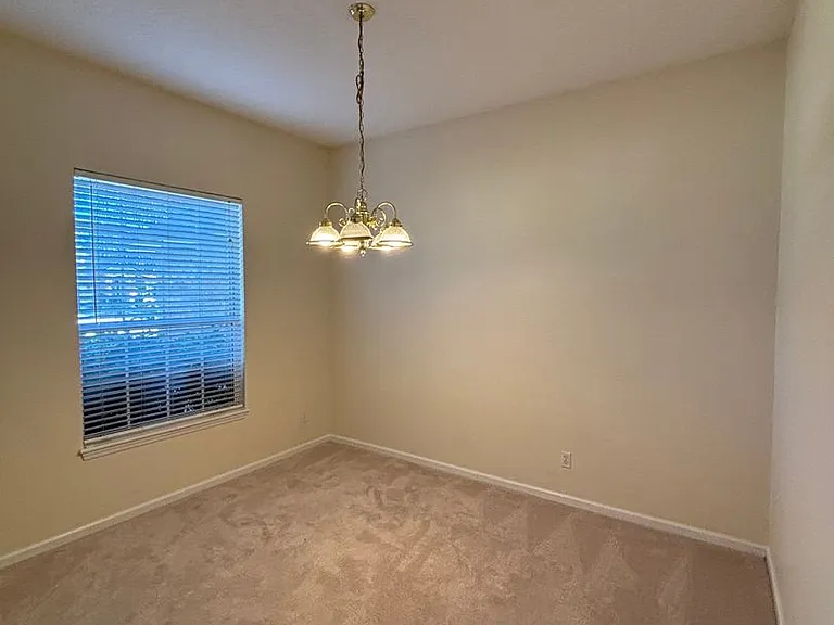 299 Johns Creek Pkwy — Photo 9