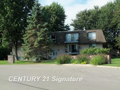 105 Provincial Ct, Saginaw, MI, 48638
