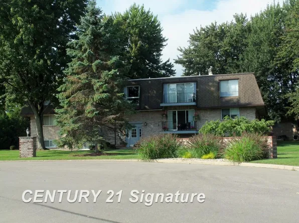 105 Provincial Ct Unit 3, Saginaw, MI 48638