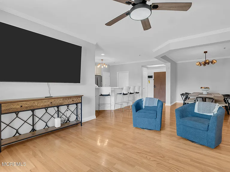 22 Cooper Ave #113 — Photo 15