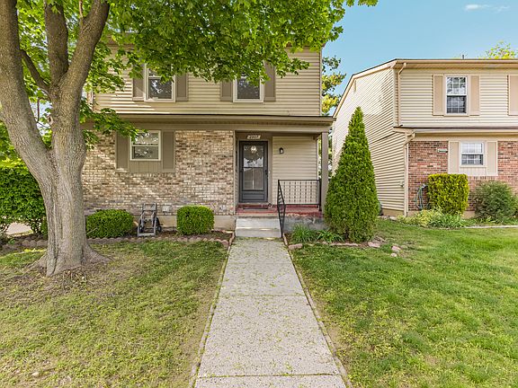 4th image of 2907 Roundtree Dr