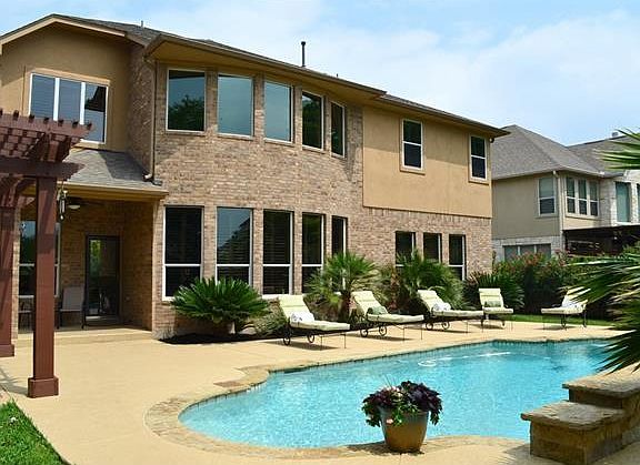 2nd image of 2844 Collingwood Dr