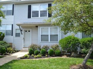17 Deerfield Ln, Jamesburg, NJ 08831
